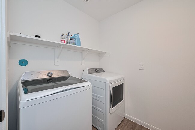 Building Photo - 17711 Vernonia Ln