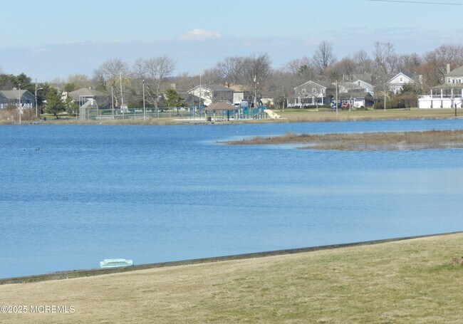 Building Photo - 50 Valentine St