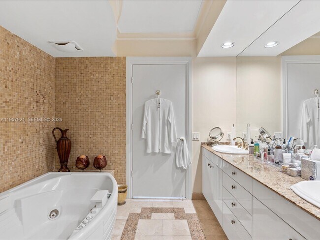 Building Photo - 19111 Collins Ave