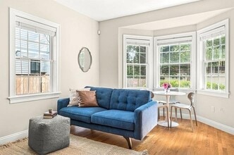 Building Photo - 749 Somerville Ave