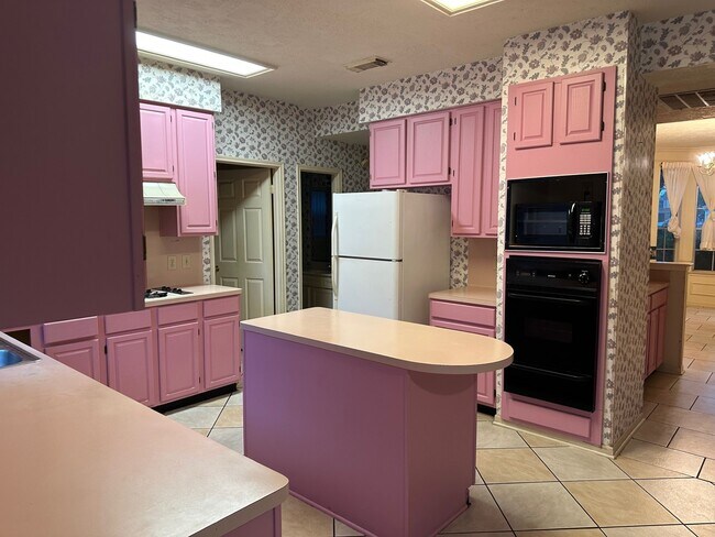 Building Photo - 14731 Ridgechase Ln