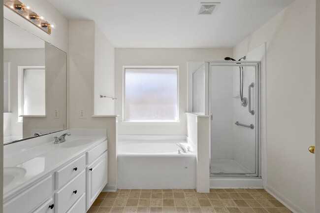 Building Photo - 32503 Hadden Park Ct
