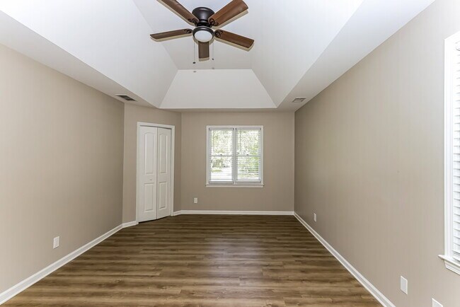 Building Photo - 1612 Carriage Hills Dr