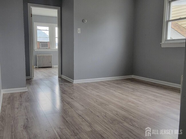 Building Photo - 159 1st St