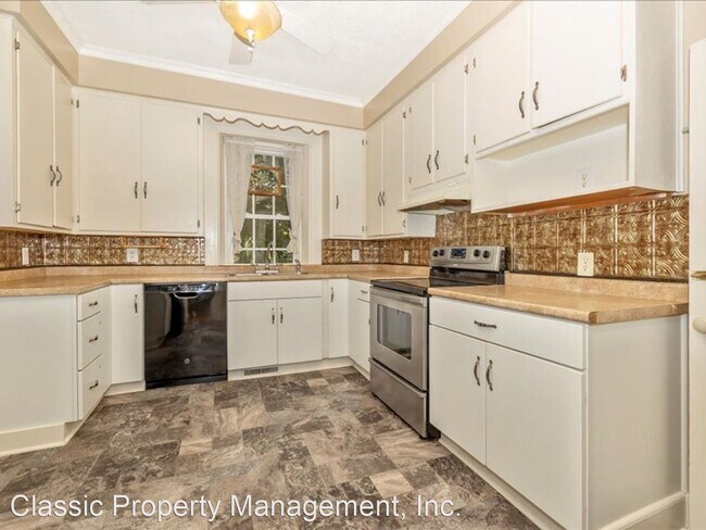 Building Photo - 4 br, 2 bath House - 2 Westside Avenue North