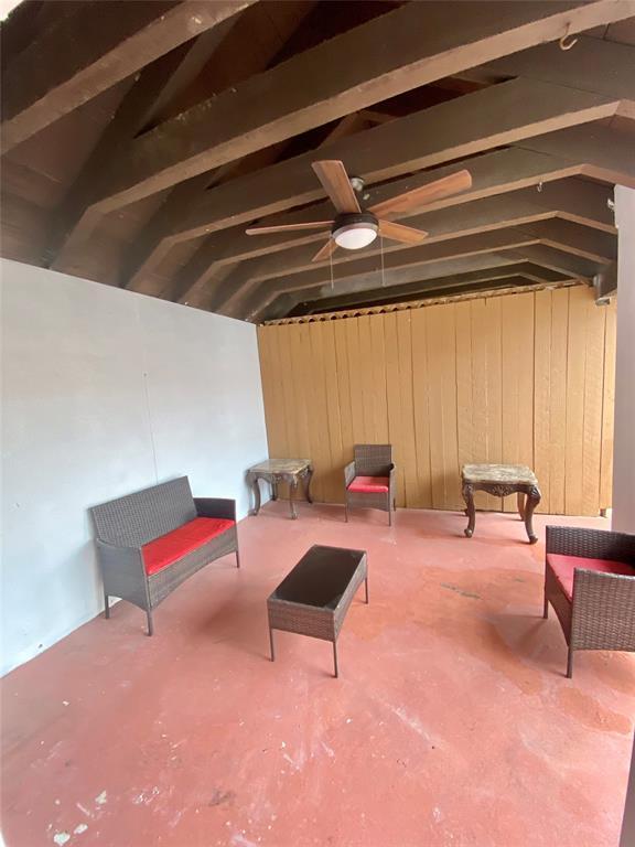 Building Photo - 2744 Briarhurst Dr