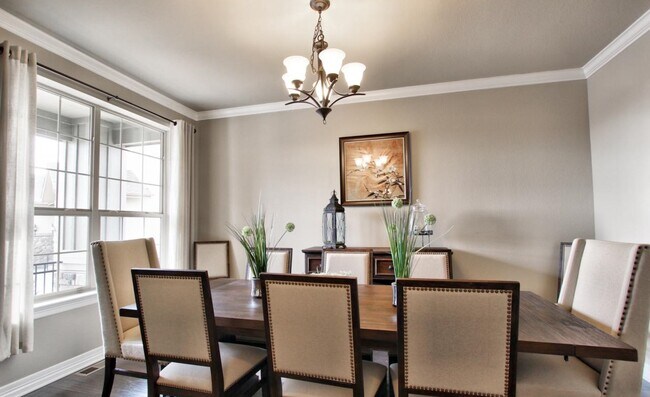 Building Photo - 1631 W 137th Ave