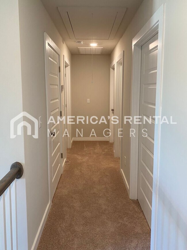 Building Photo - Home for Rent in Jemison, AL... View with ...