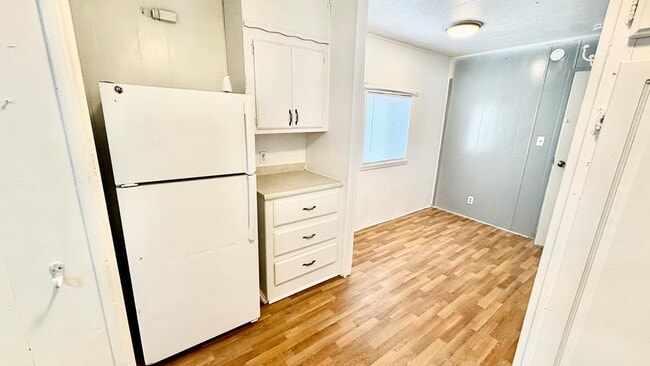 Building Photo - 3544 W 15th St