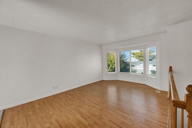 Building Photo - 6939 W 4065 S