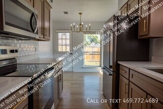 Building Photo - 1226 Mockingbird Ln