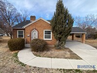 Building Photo - Charming 3 Bedroom in Sugar House!