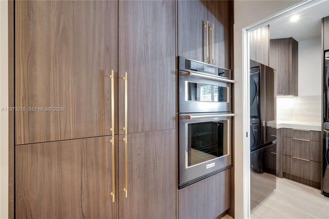 Building Photo - 600 San Antonio Ave