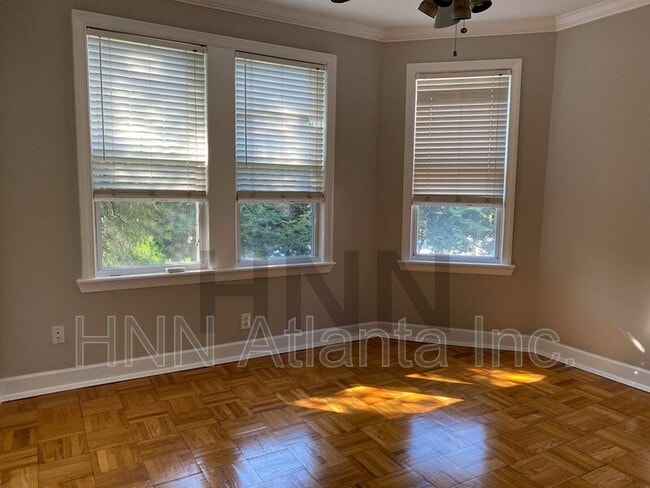 Building Photo - 872 Briarcliff Rd