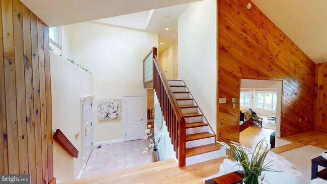 Building Photo - 22 Slayback Dr