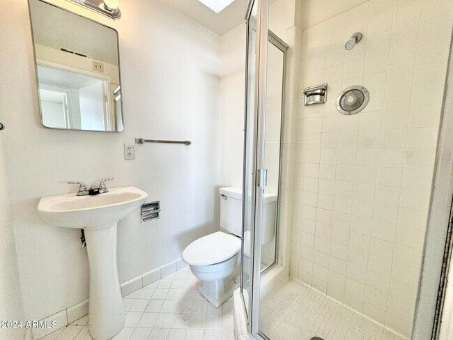 Building Photo - 11013 N 110th Dr