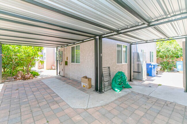 Building Photo - 18605 Valerio St