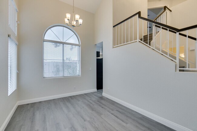 Building Photo - 1738 Toltec Cir