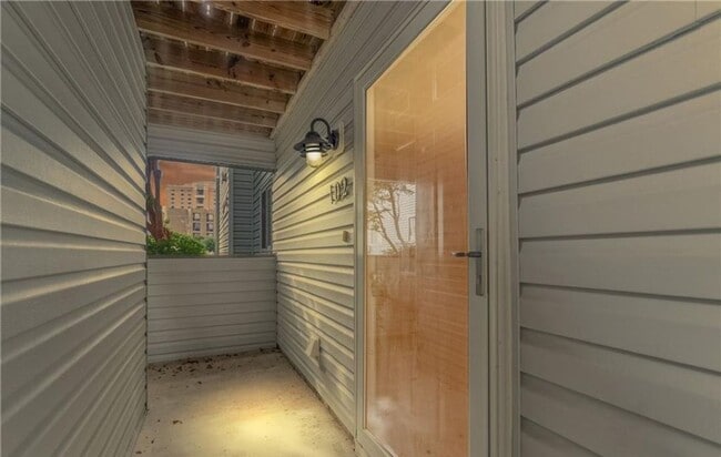 Building Photo - Beautiful 2 Bedroom 2 Bath Condo Short Distance to Chesapeake Bay