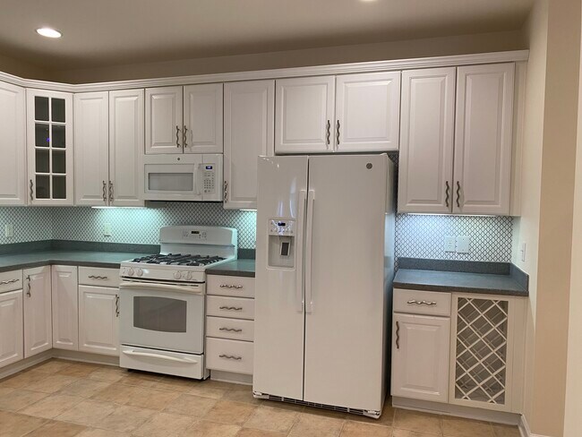 Building Photo - 4700 Ludwell Branch Ct