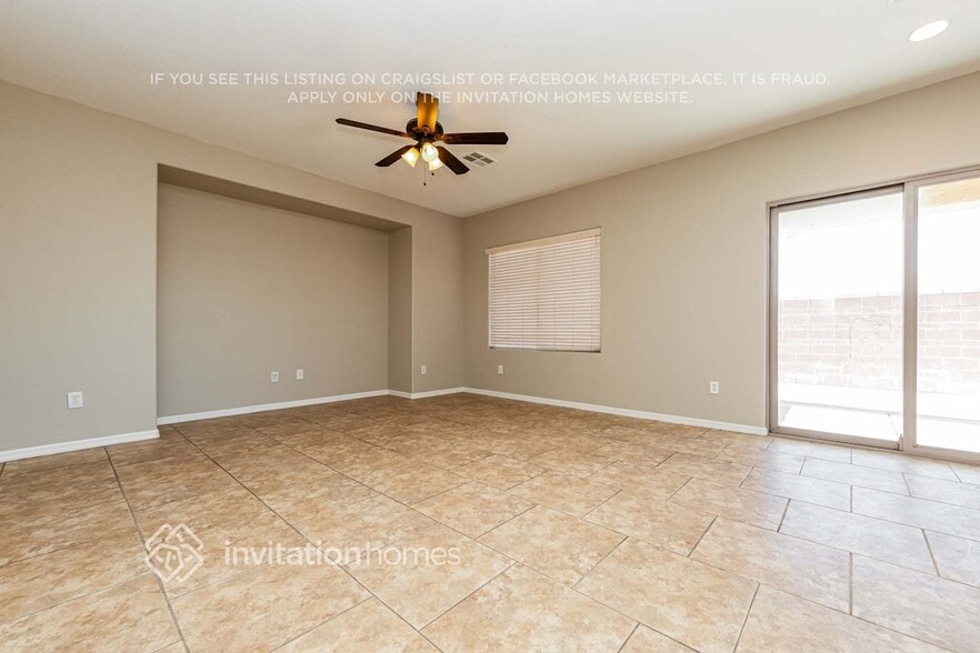 Building Photo - 4290 Penguin Ave