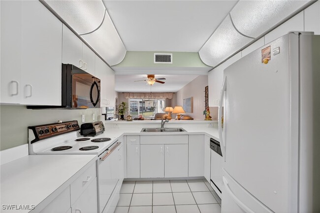 Building Photo - 138 Pebble Shores Dr