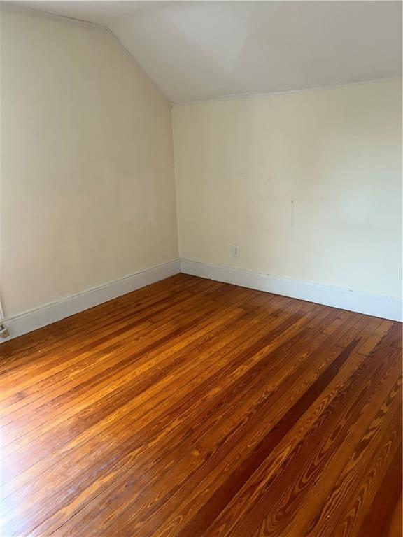 Building Photo - 179 Ivy St