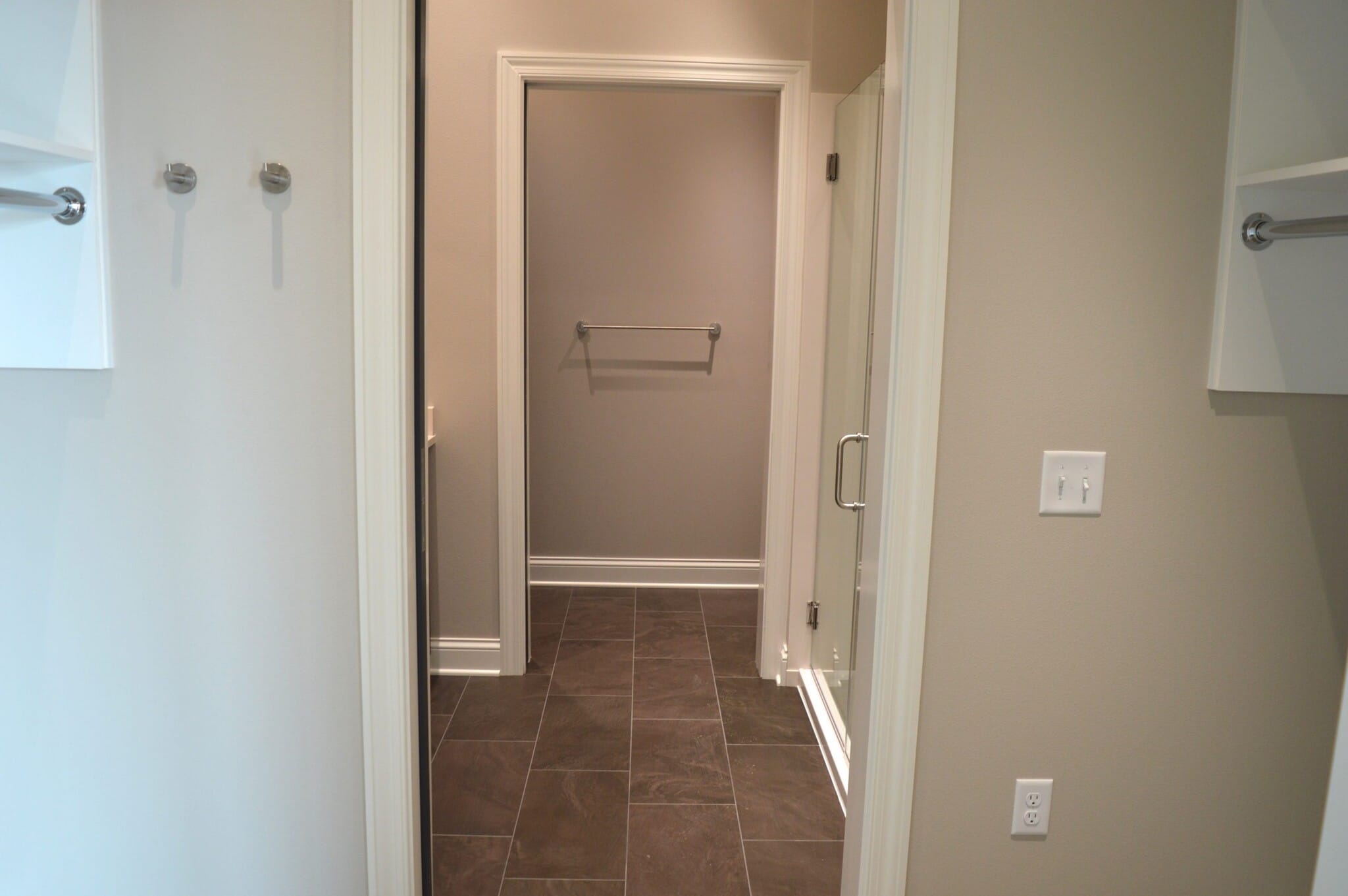 Building Photo - 100 S Washington St