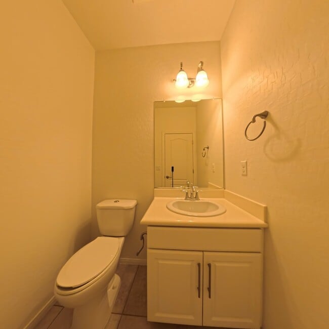 Building Photo - Exceptional Dual Master Residence with Modern Upgrades