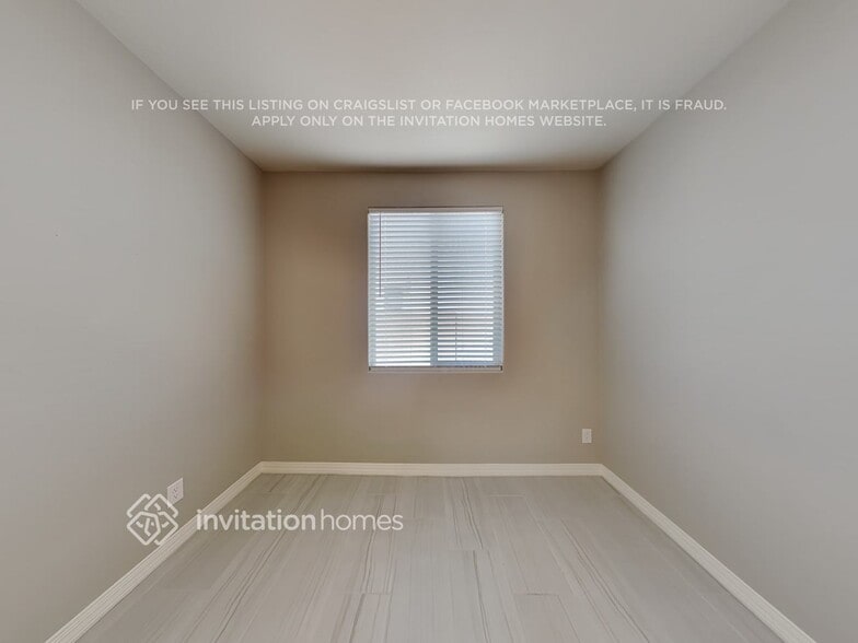 Building Photo - 21027 W Berkeley Rd