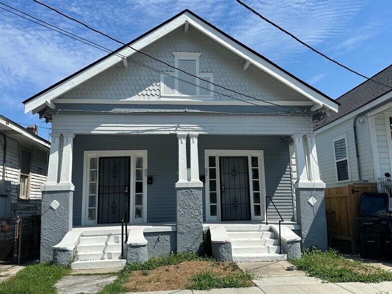 Building Photo - 2313 Dabadie St