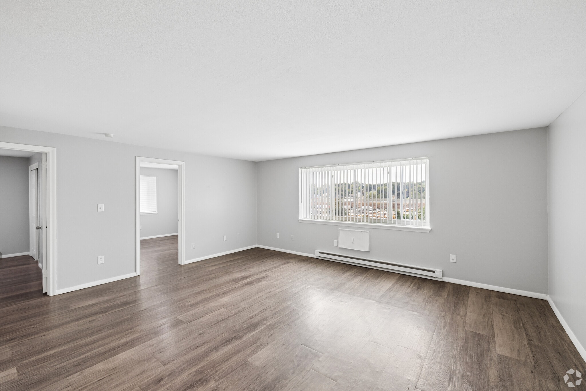 2BR, 1BA - 900SF - Living Room - Main Place Apartments