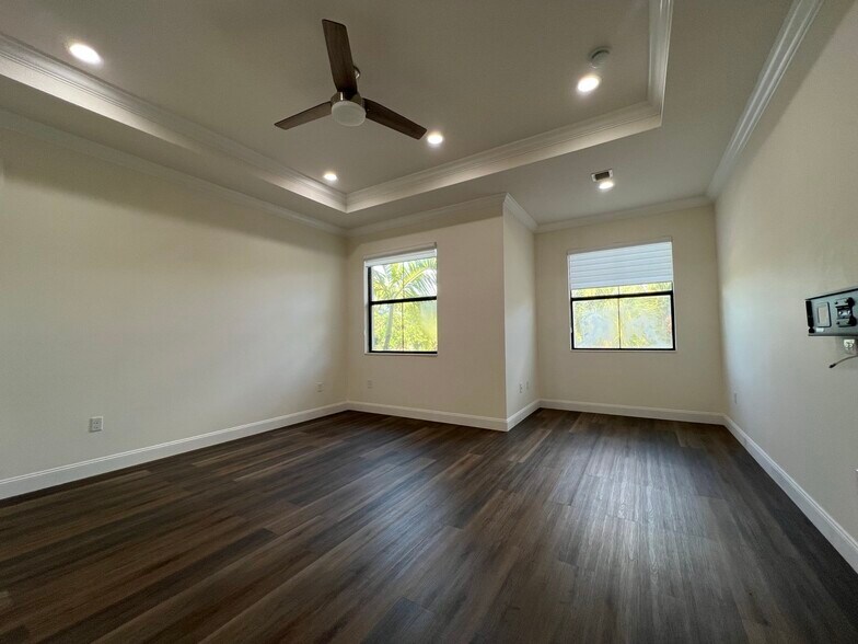 Building Photo - 3390 NW 125th Ave