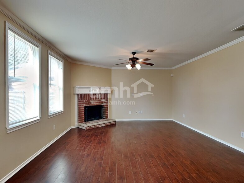 Building Photo - 13149 Cowper Dr