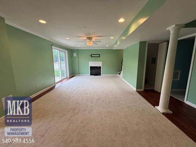 Building Photo - 6423 Westshire Ct