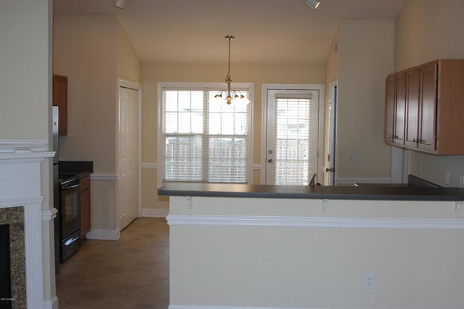 Building Photo - 2317 Sadler Dr