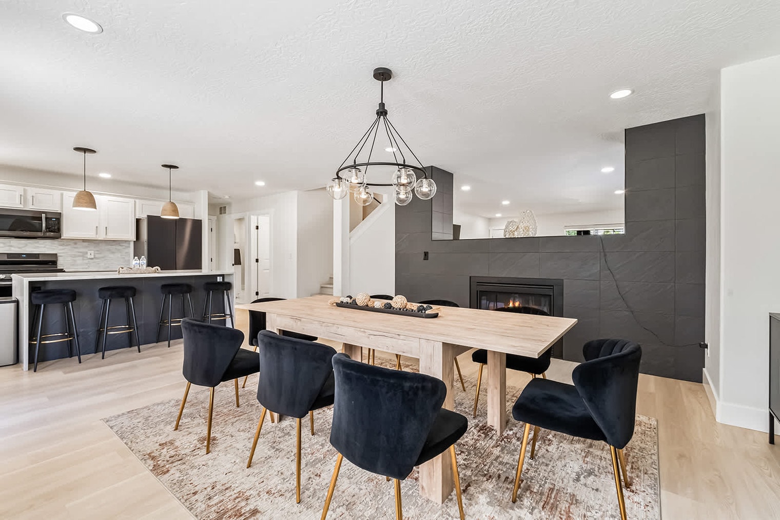 Building Photo - 4061 E Arch Dr