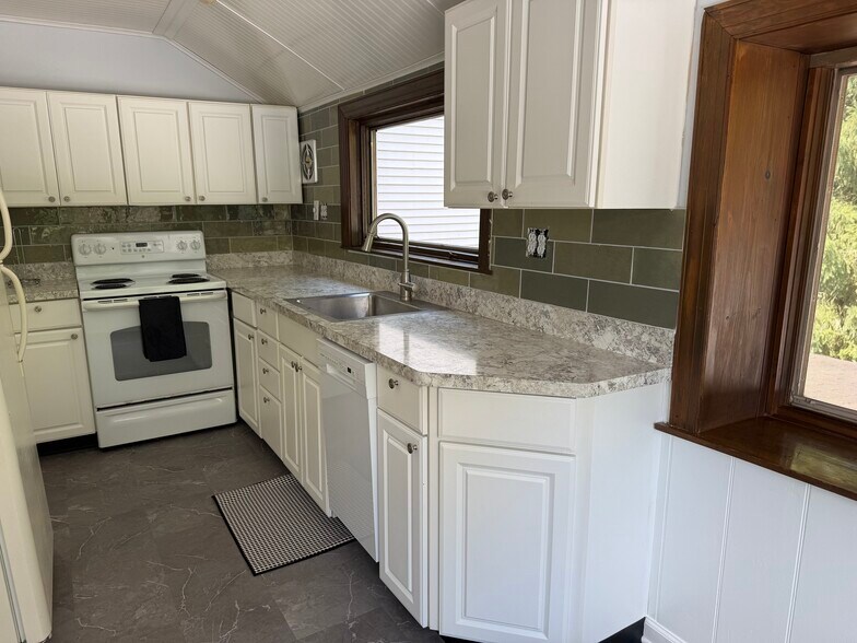 Newly renovated kitchen. - 106 Morgan Ave