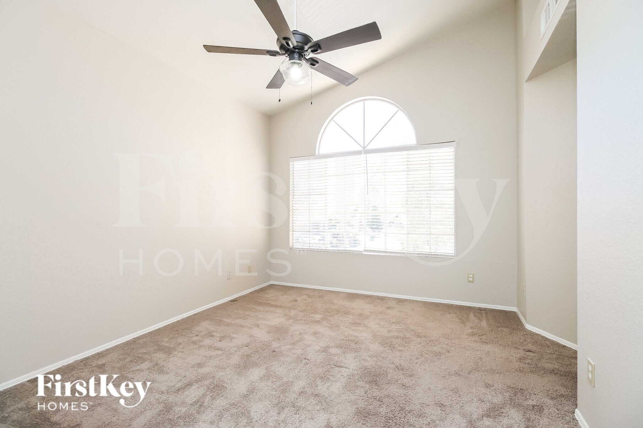 Building Photo - 3710 W Spinnaker Ln