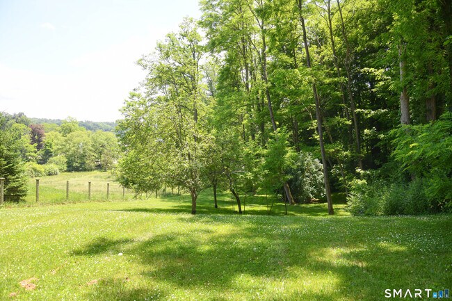Building Photo - 50 Millerton Rd