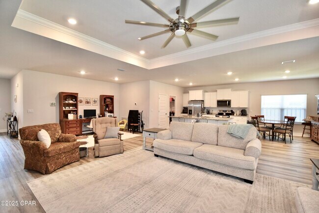 Building Photo - 4858 Sweetspire Dr
