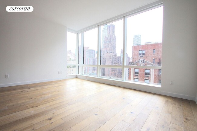 Building Photo - 325 Lexington Ave
