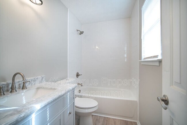 Building Photo - 2840 Pebblebrook Ct