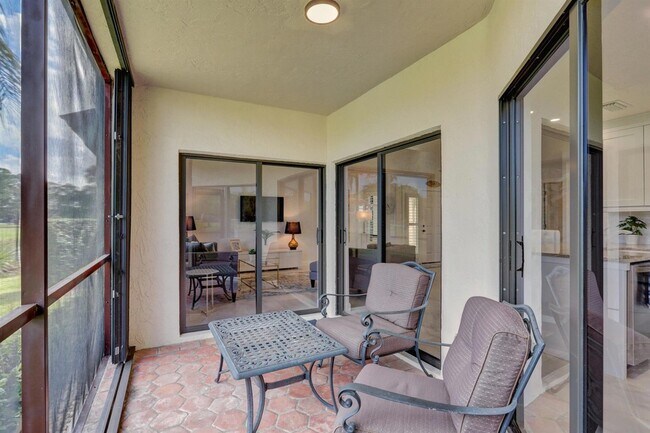 Building Photo - 6 Lexington Ln E