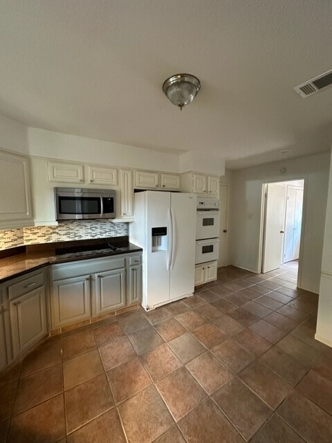 Building Photo - 12800 Briar Forest Dr