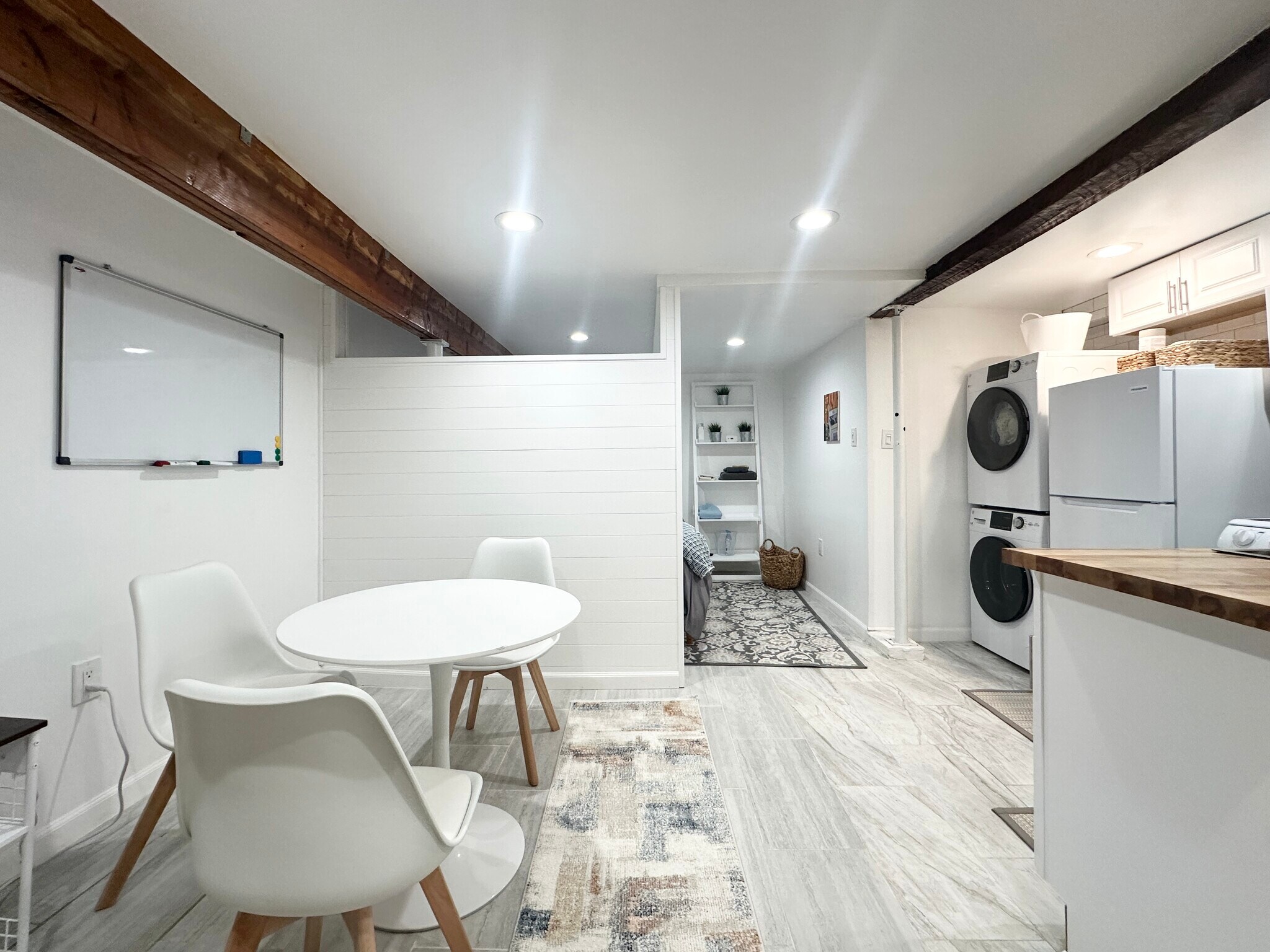 Building Photo - 44 Woodbine St