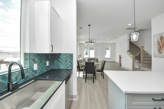 Building Photo - 5304 Kindred Gdn Ln