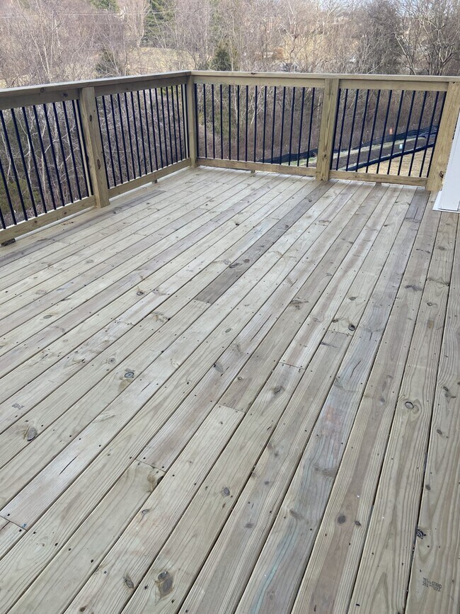 deck off kitchen with private views - 1026 October Park Way