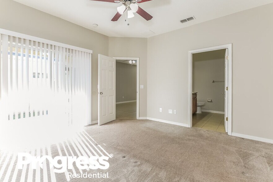 Building Photo - 15122 Stonebriar Way