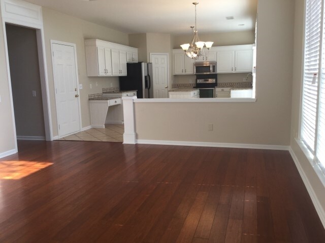 Building Photo - 5894 Crimson Oak Ct